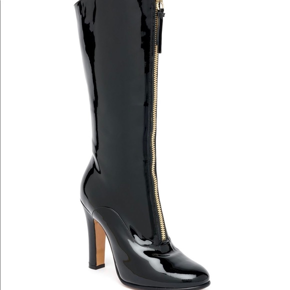 Valentino Garavani Shoes - Sold out ❤️